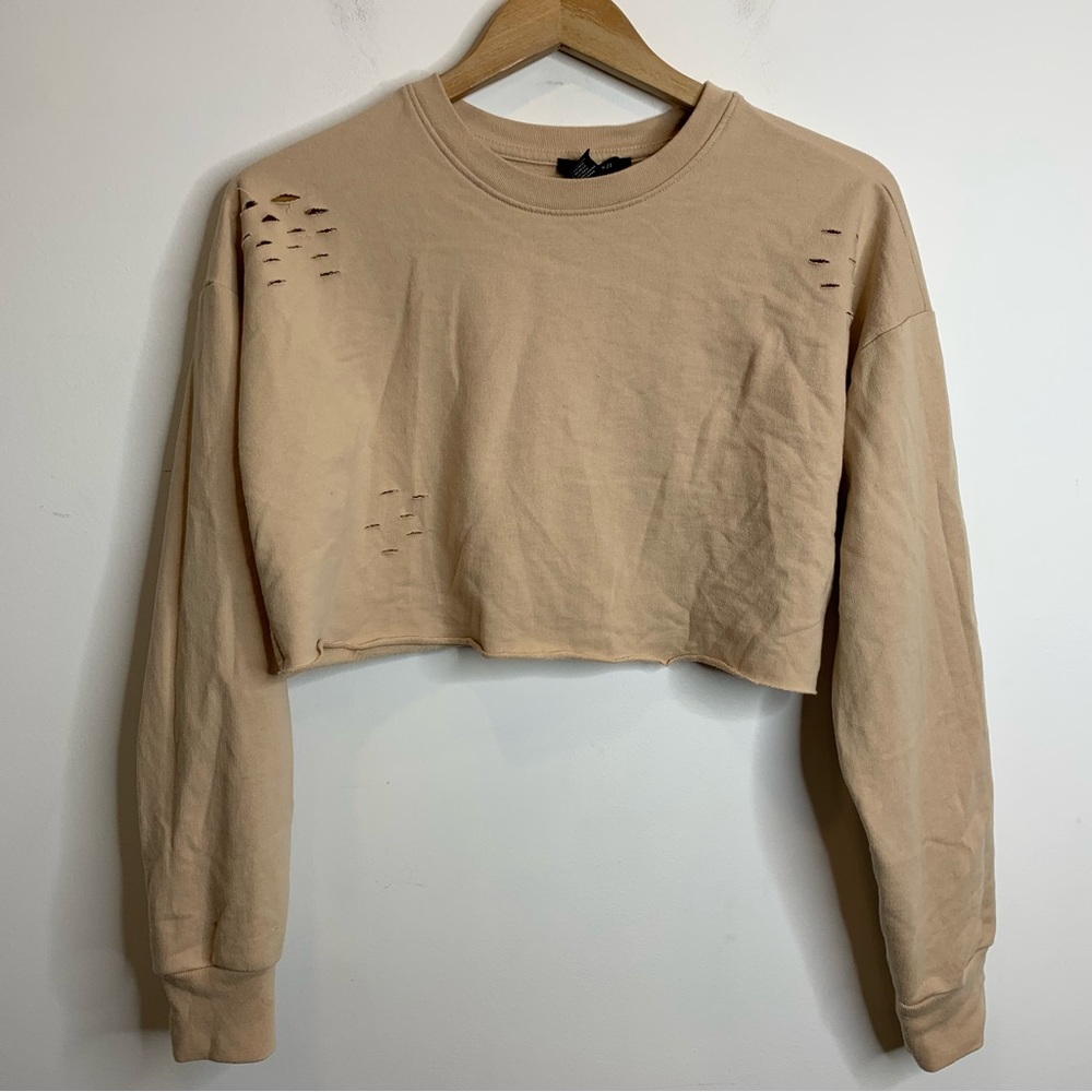 ☀️ 3/$15 Forever 21 Distressed Boxy Crop Long Sleeve Sweater Tan